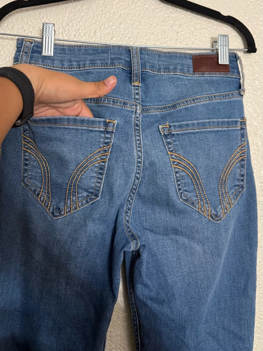 Hollister Y2K Mid-Rise Blue Flare bell bottom Jeans size 4R